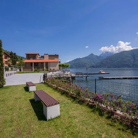Terrazza Al Lago Апартаменты Сан-Сиро